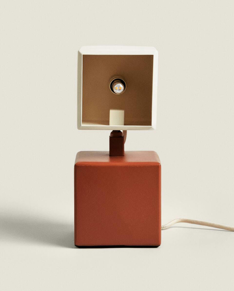 CHILDREN'S METAL CUBE LAMP