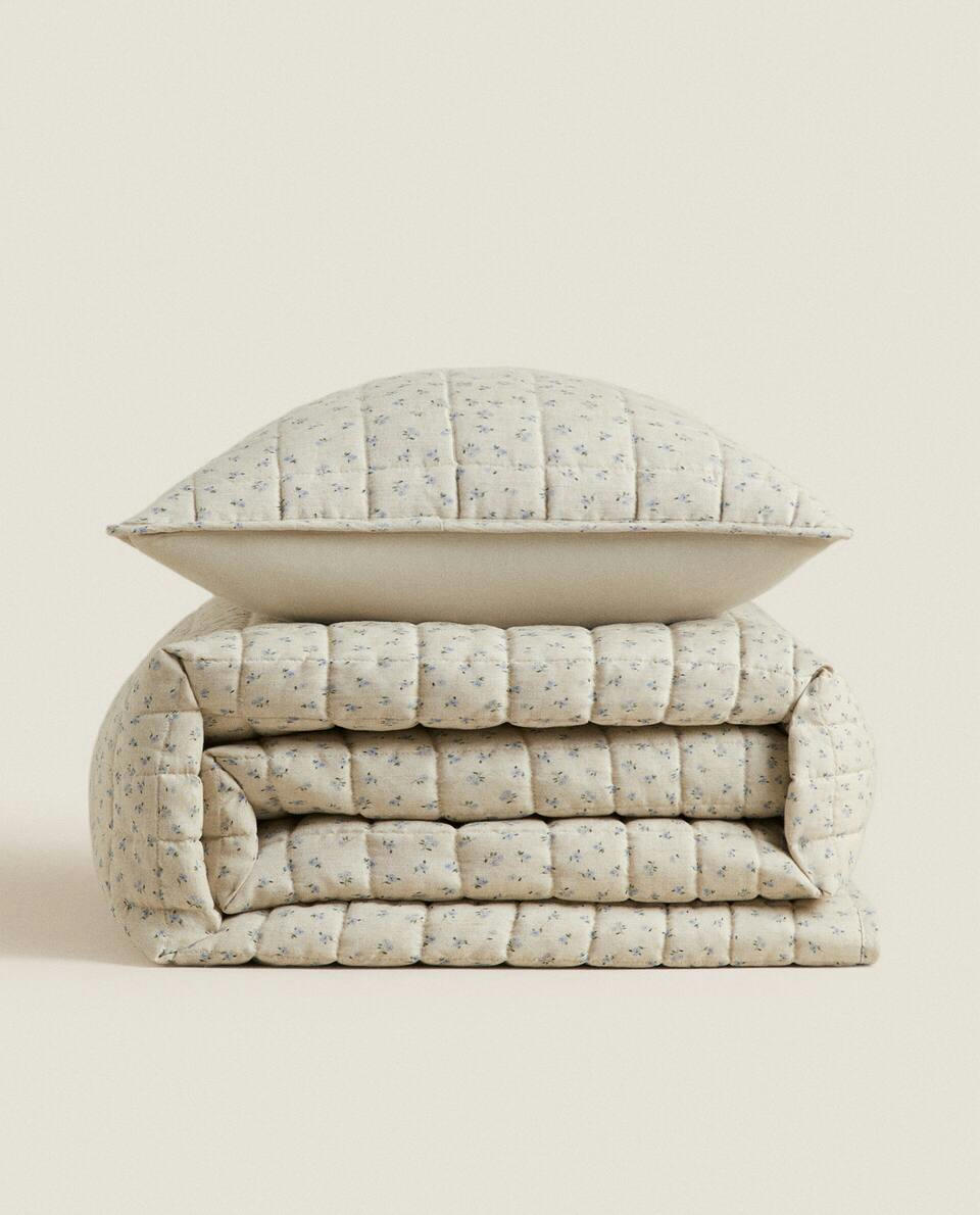 QUILTED FLORAL QUILT