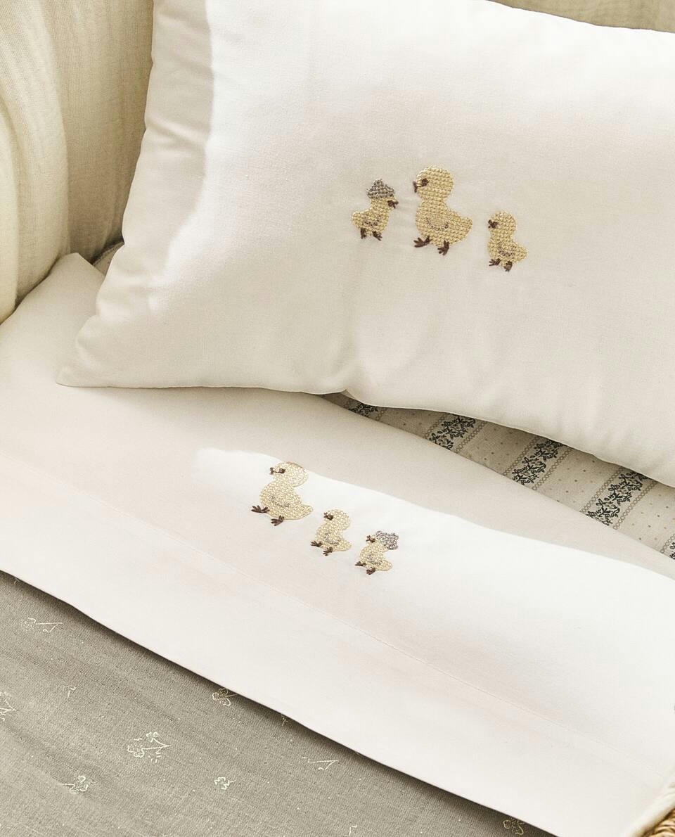 EMBROIDERED COTTON MINI COT SET