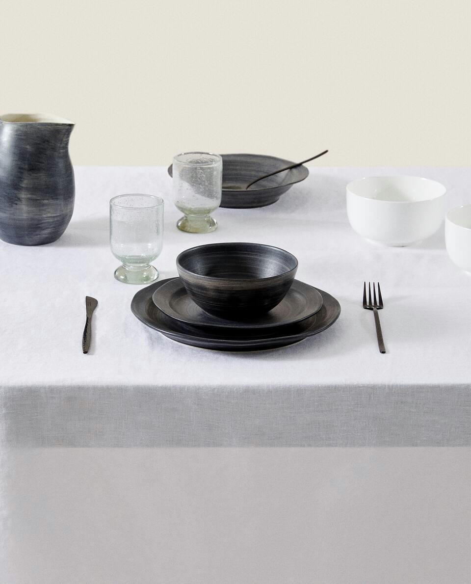 WASHED LINEN TABLECLOTH