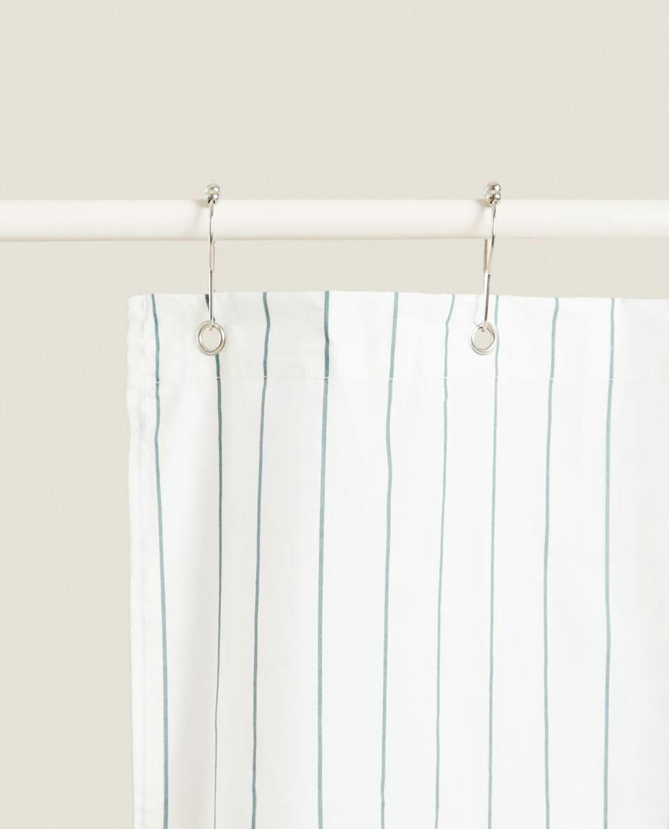STRIPED SHOWER CURTAIN
