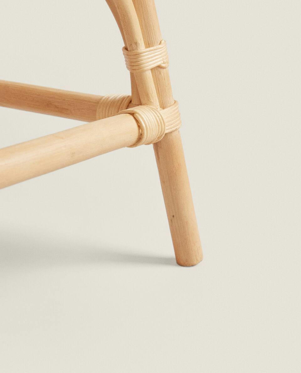 CHILDREN'S TOY HIGH CHAIR