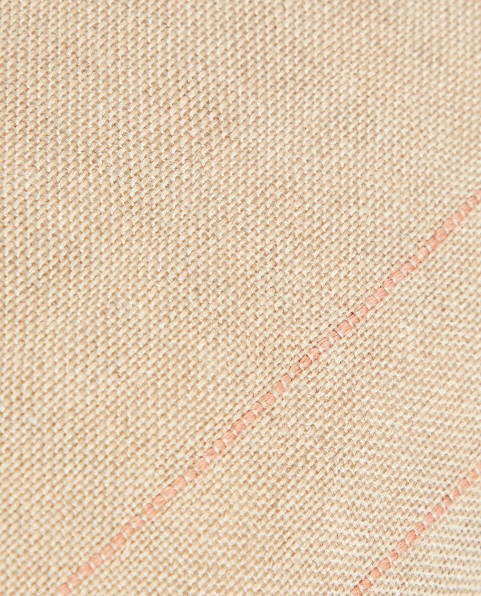 X áBBATTE ALPACA AND LINEN CUSHION