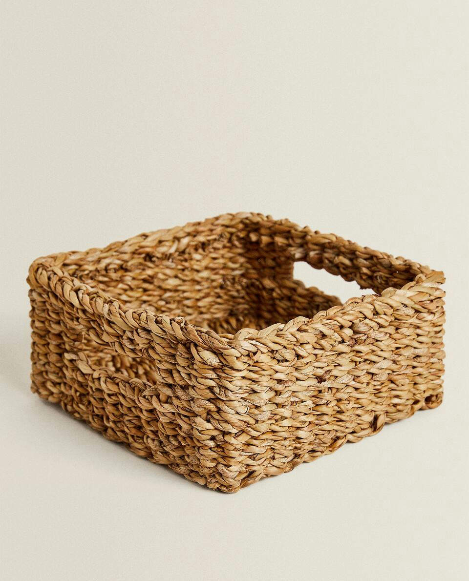 SQUARE WOVEN BASKET WITH HANDLES