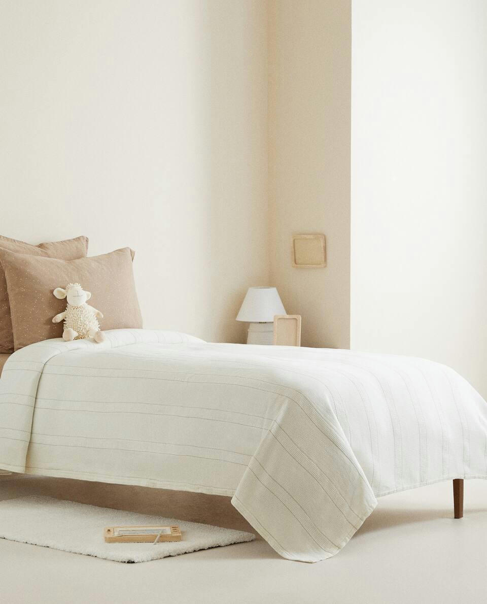 JACQUARD COTTON BEDSPREAD