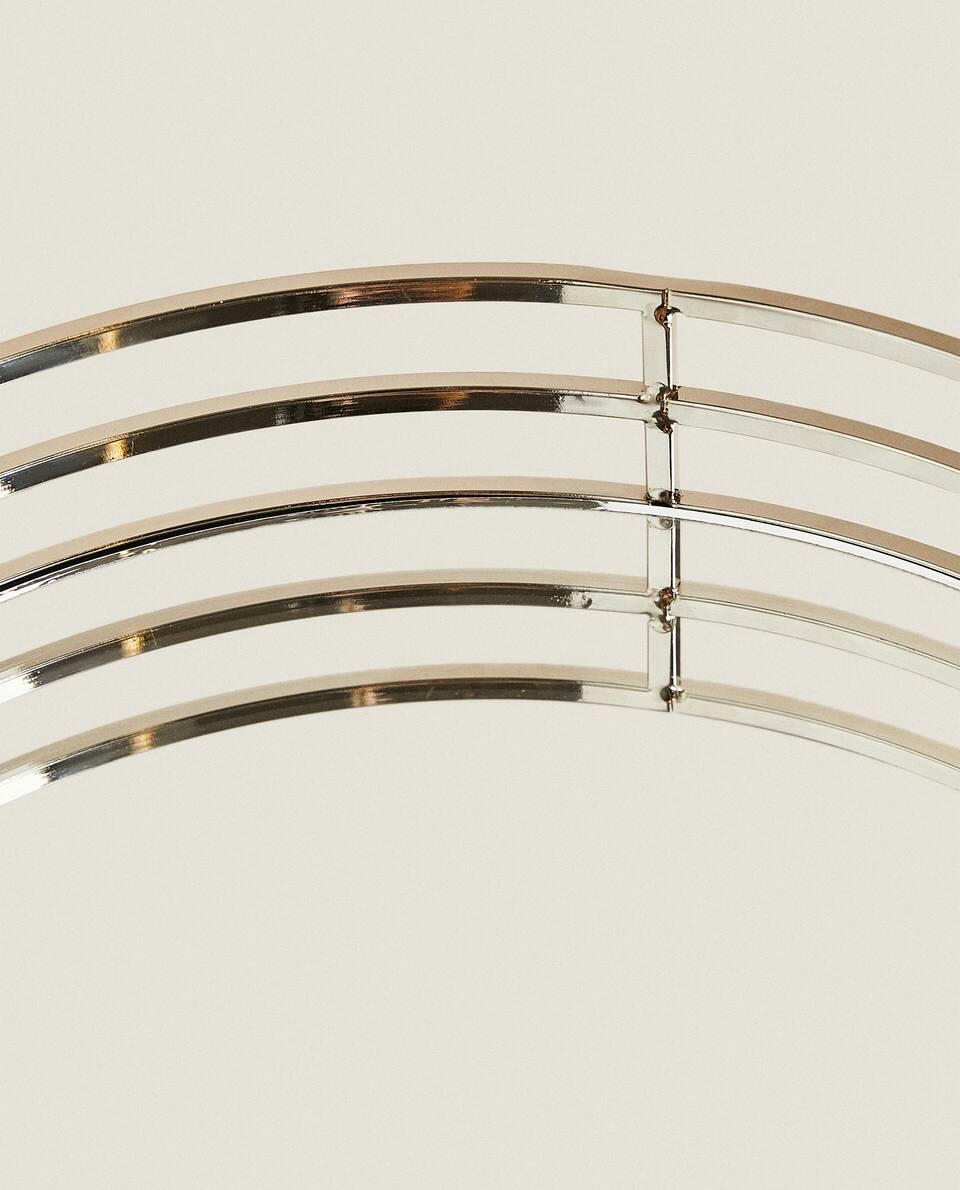 ROUND METAL AND MIRRORED TRAY