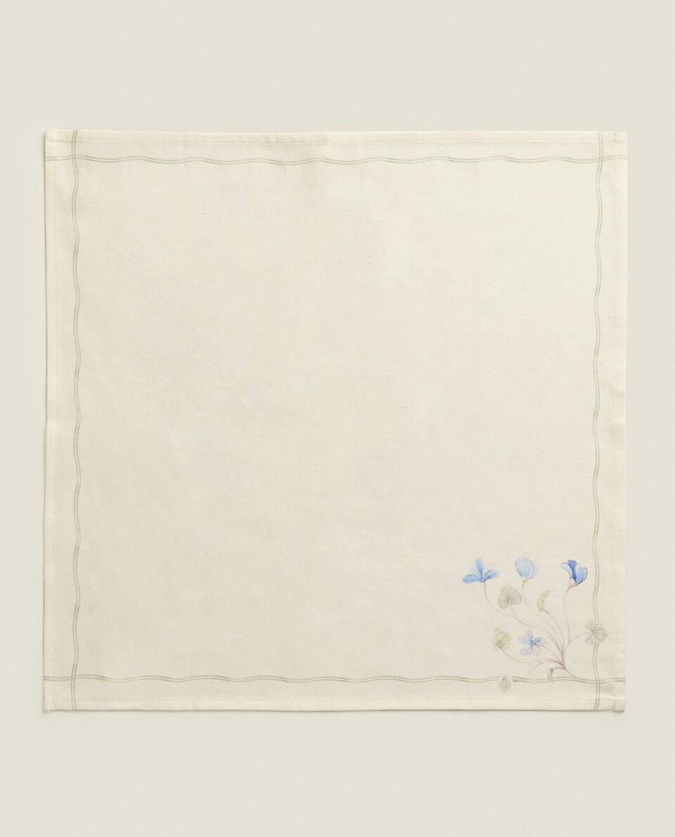 FLORAL PRINT NAPKINS