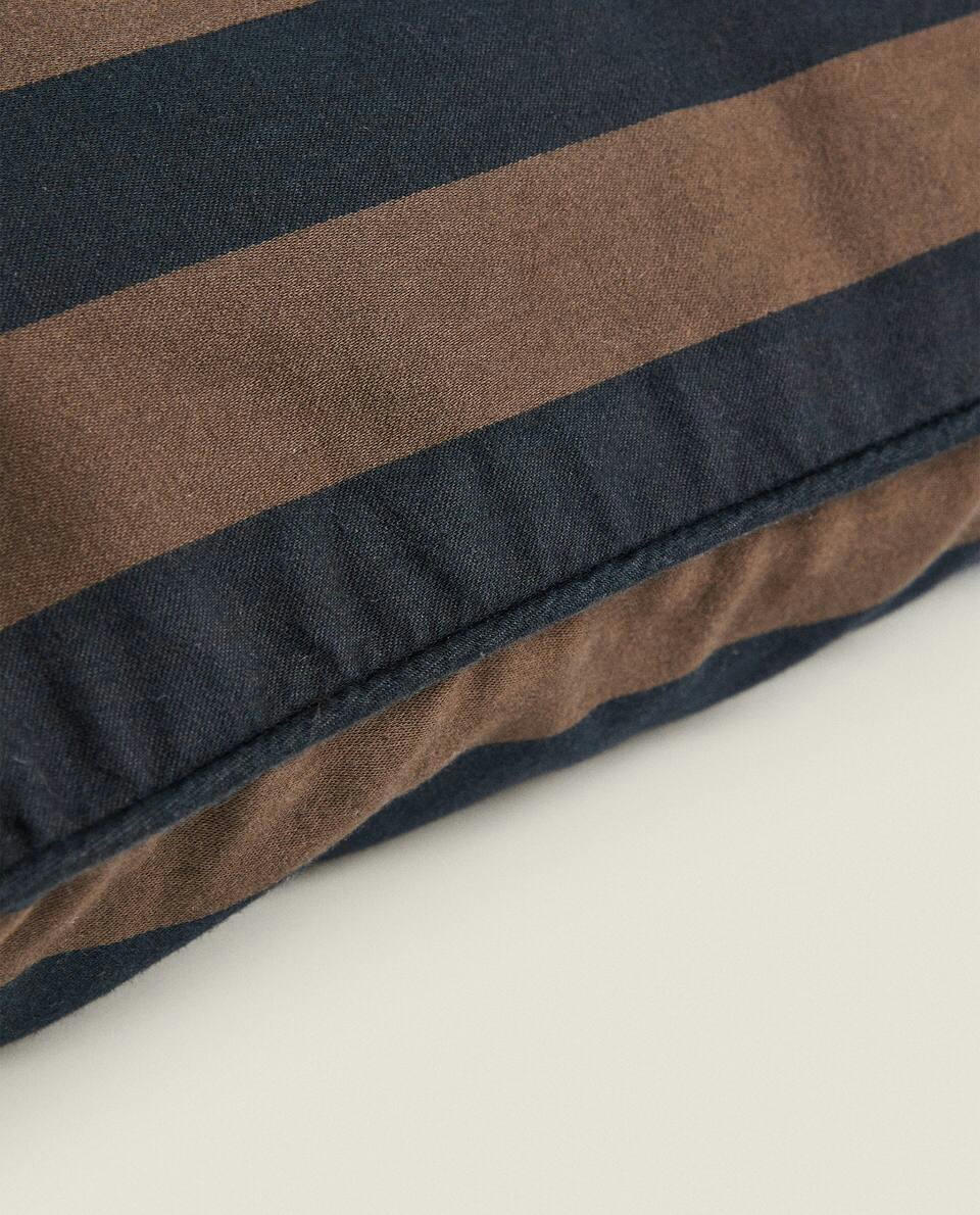 STRIPED CUSHION COVER