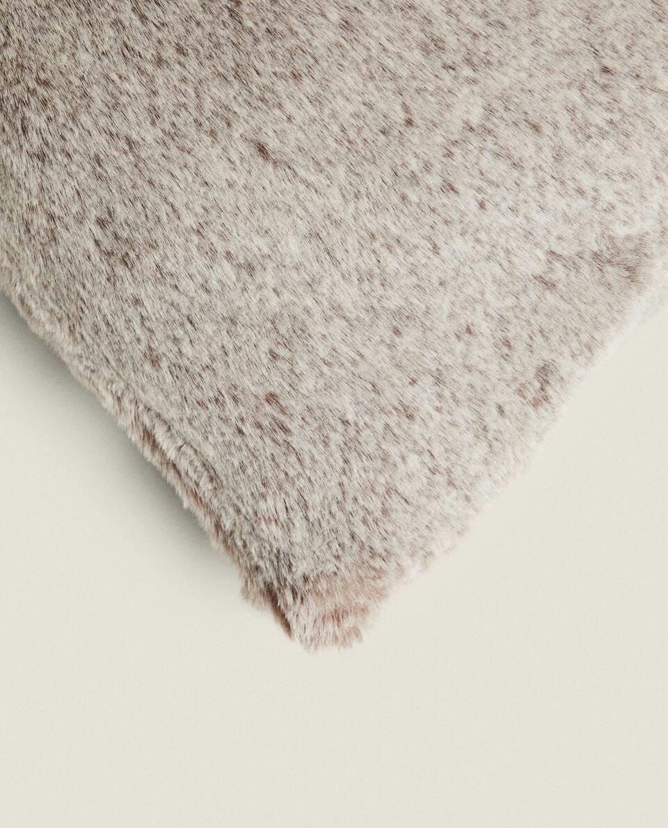 FUR CUSHION COVER