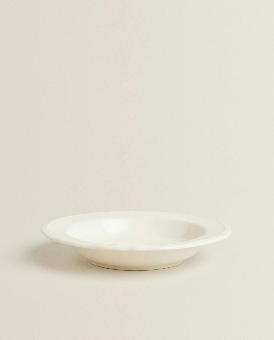 EARTHENWARE SOUP PLATE WITH RAISED-DESIGN EDGE
