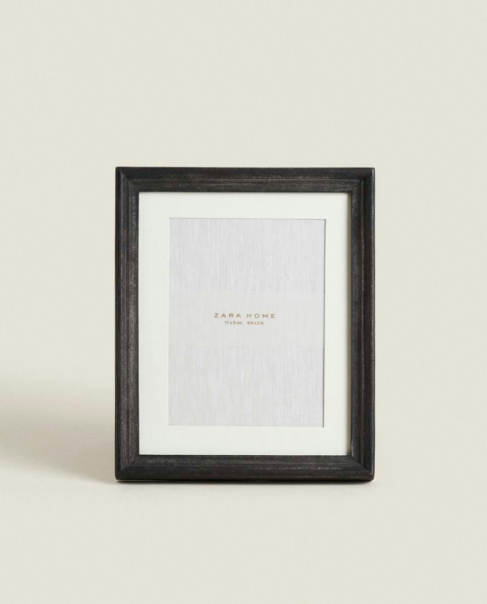 GREY WOODEN FRAME