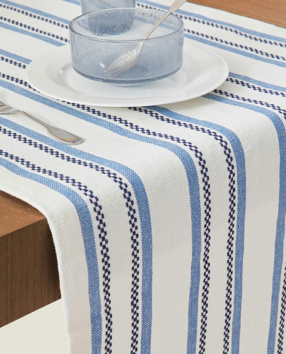 STRIPED COTTON TABLE RUNNER