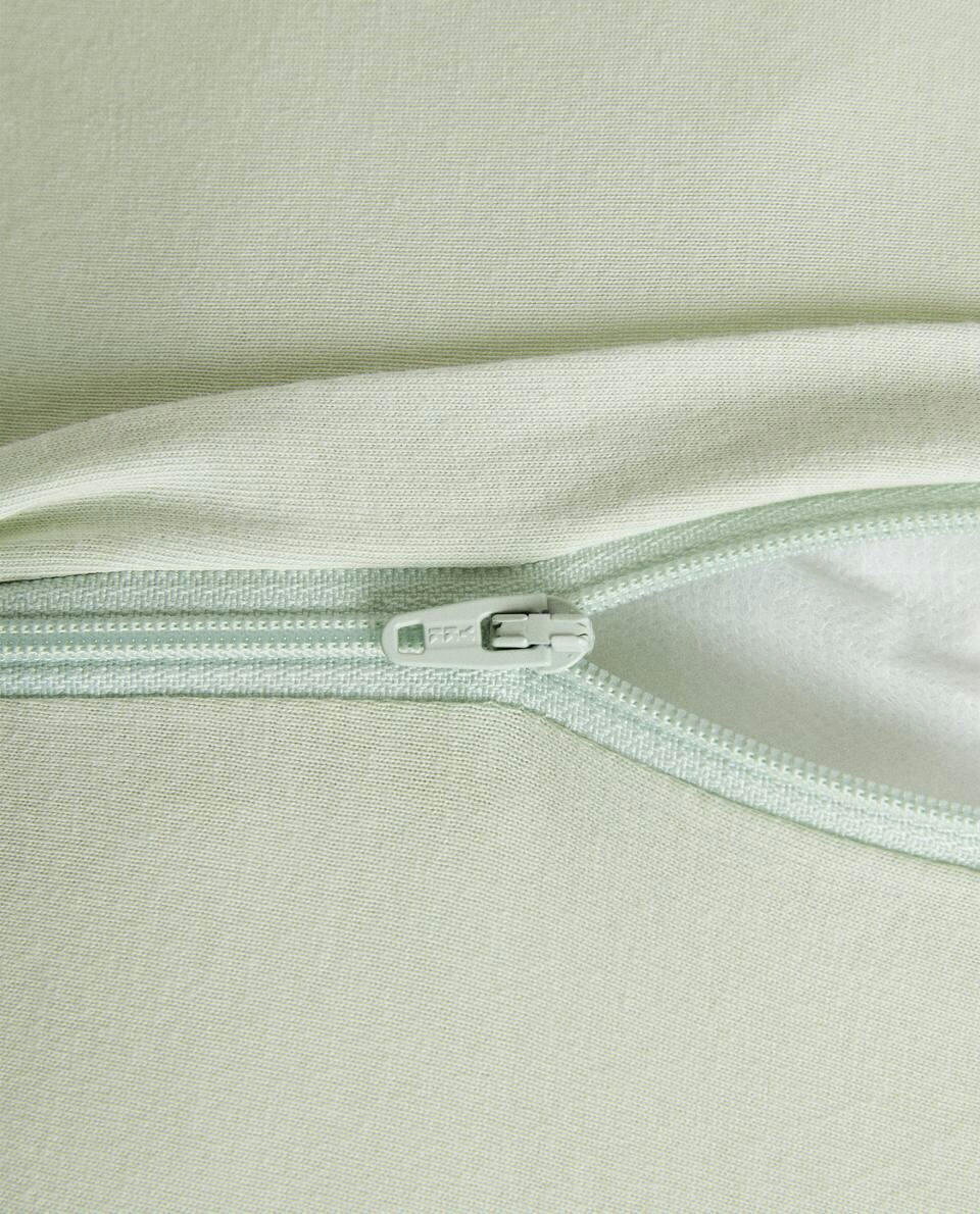 WAFFLE-KNIT CUSHION COVER