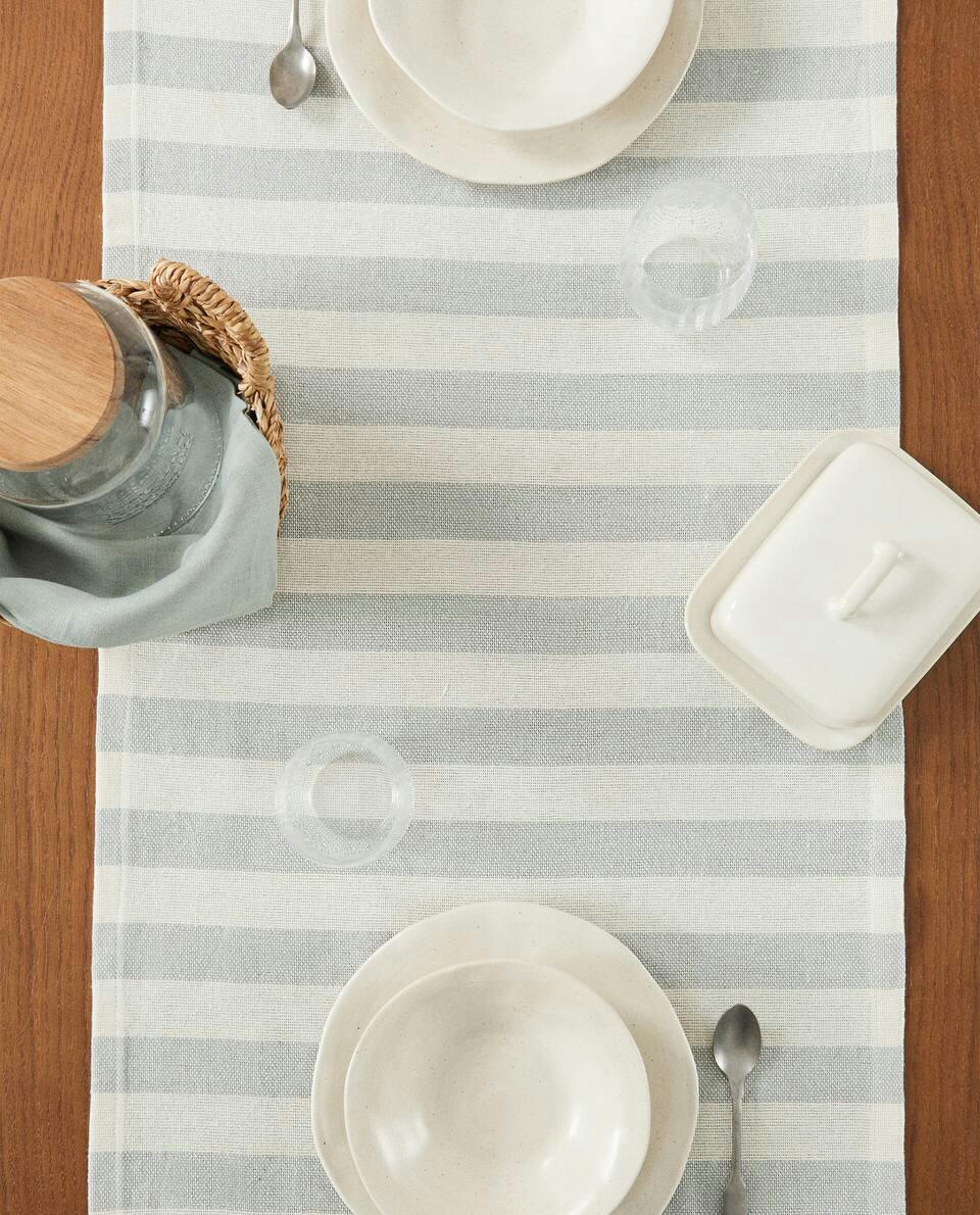 STRIPED COTTON TABLE RUNNER