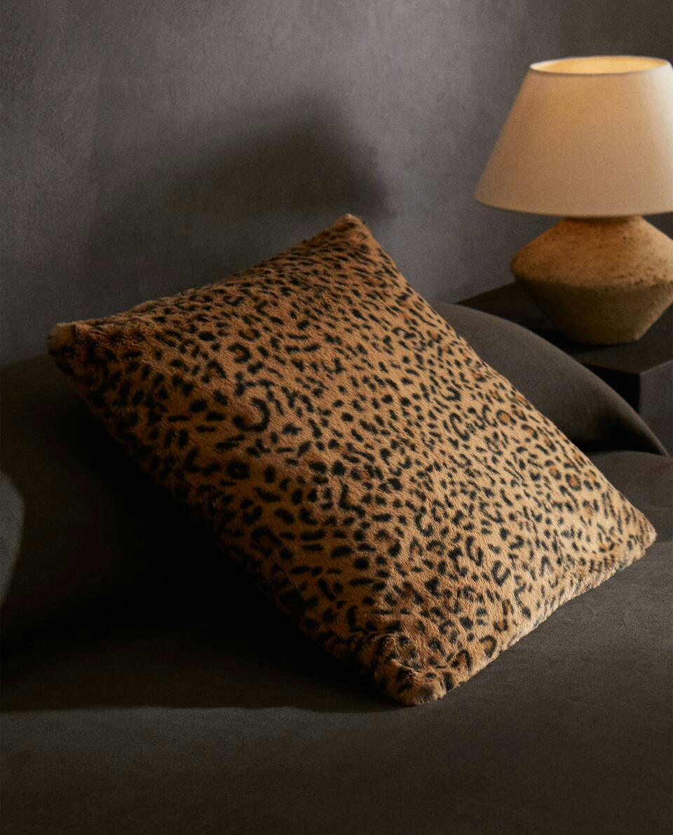 LEOPARD CUSHION COVER
