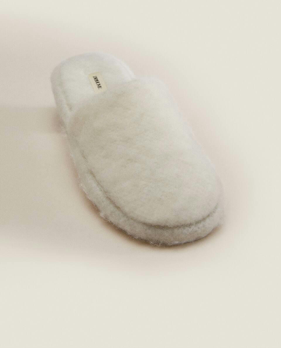 WARM WOOL BLEND SLIPPERS