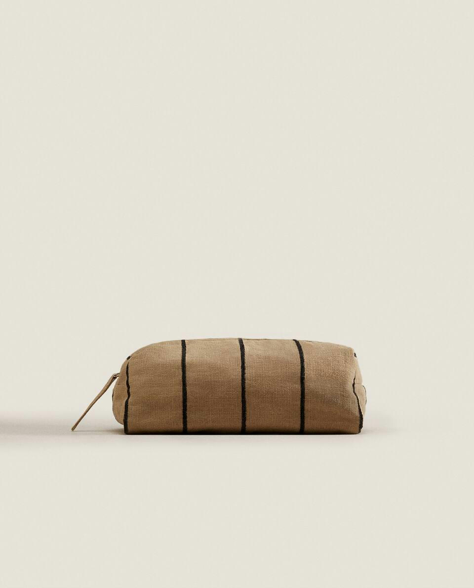 STRIPED FABRIC TOILETRY BAG