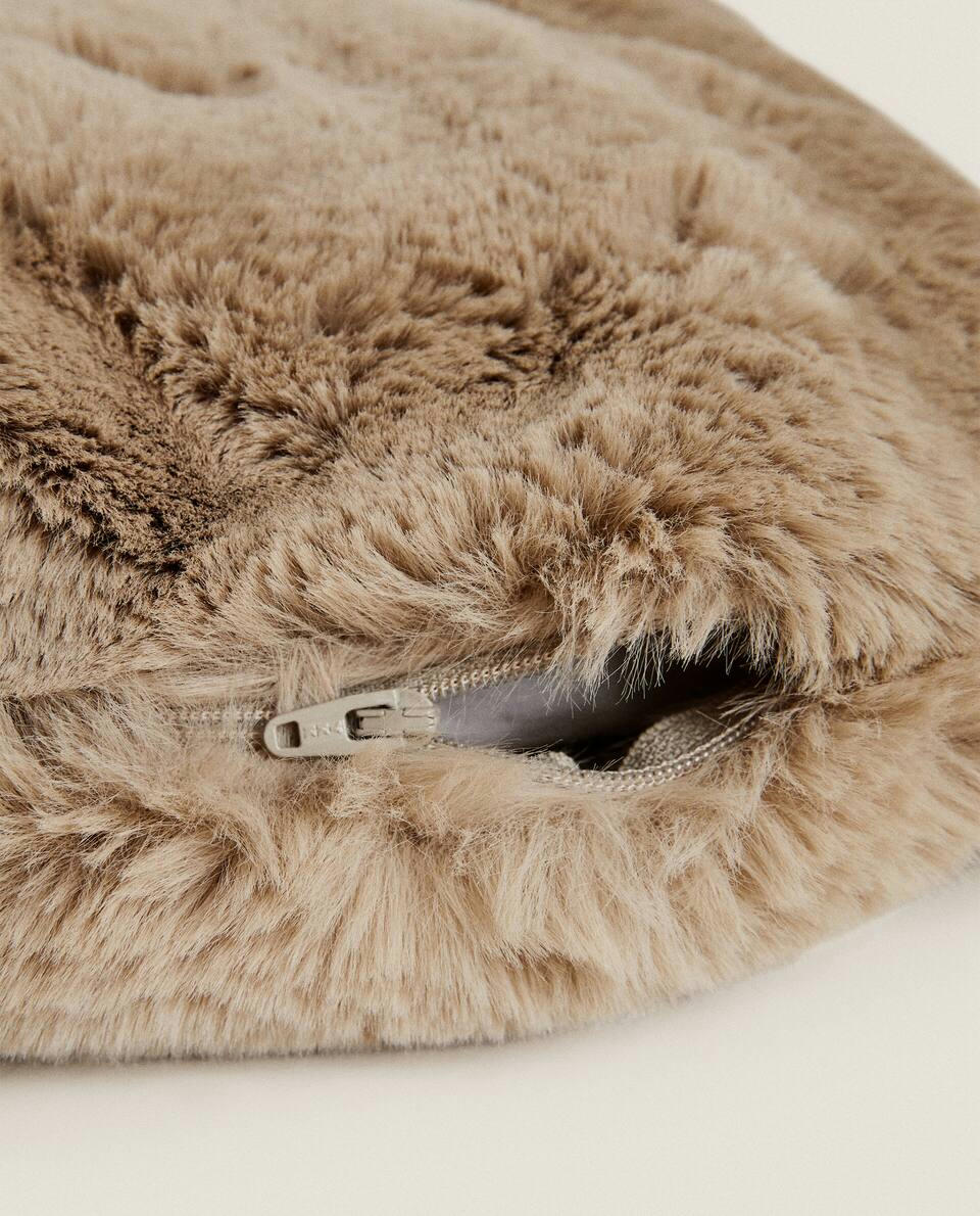 FUR CUSHION COVER