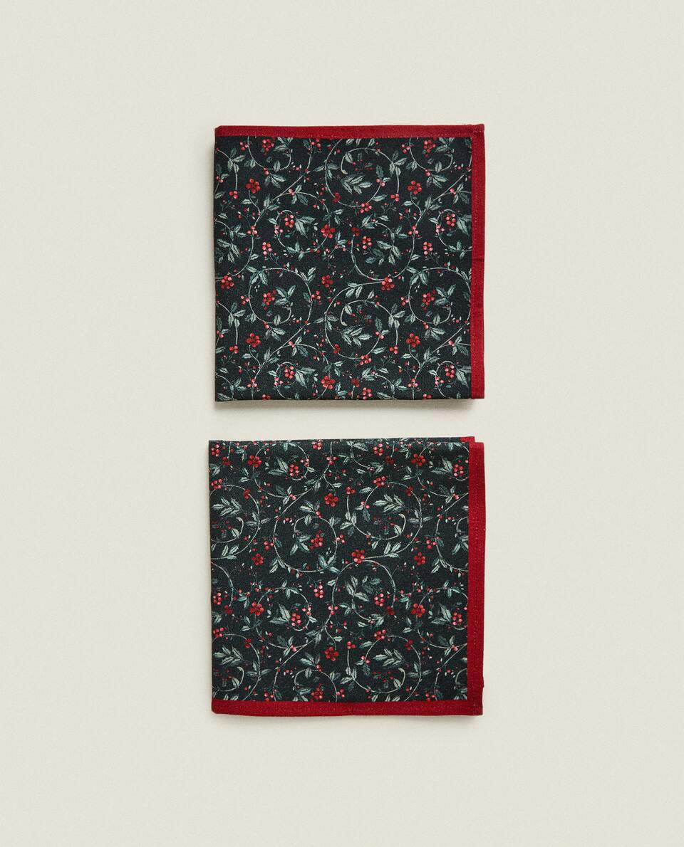 PACK OF COTTON CHRISTMAS VINE NAPKINS (PACK OF 2)