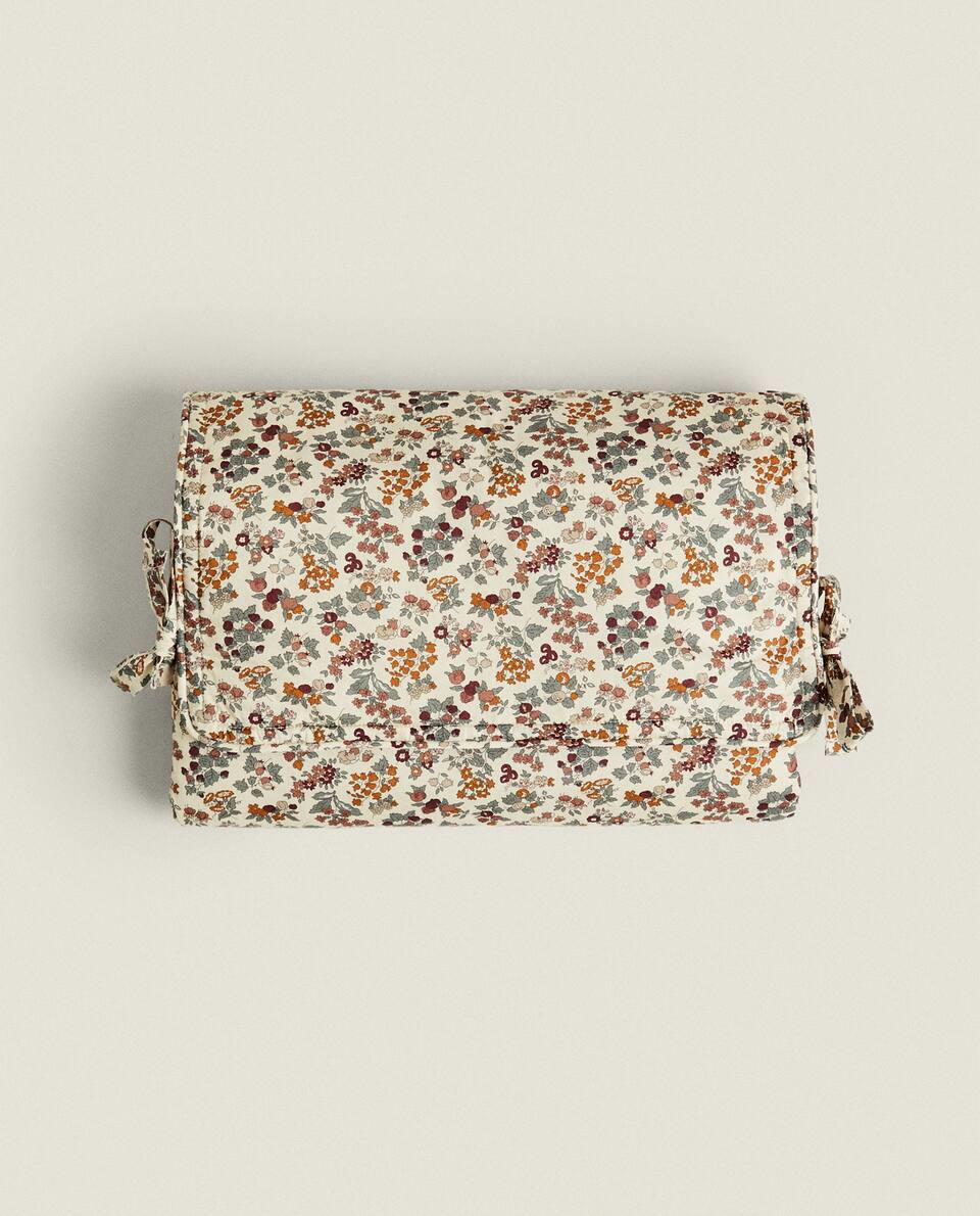 FLORAL PRINT FABRIC CHILDREN’S CHANGING MAT