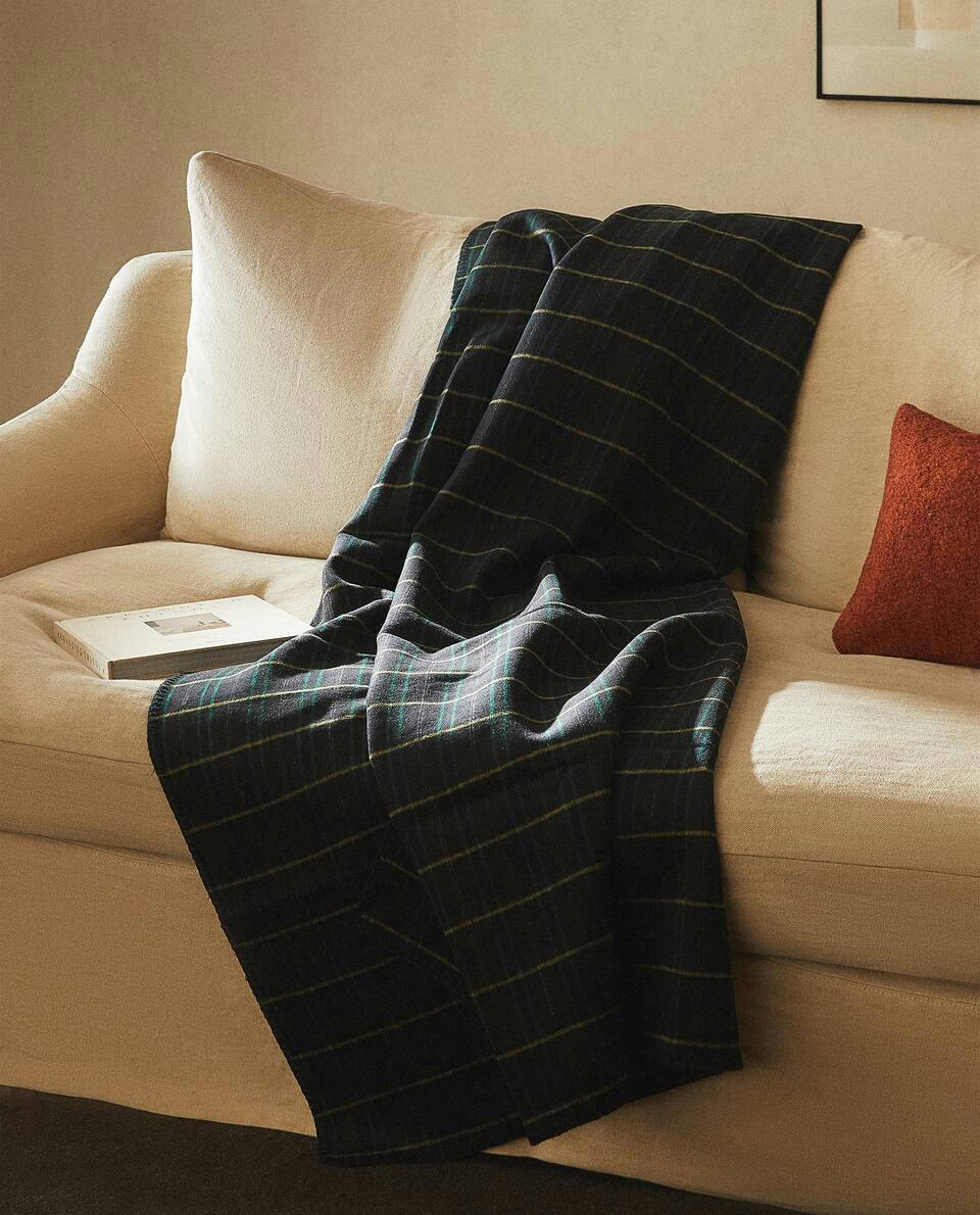 TARTAN WOOL BLANKET