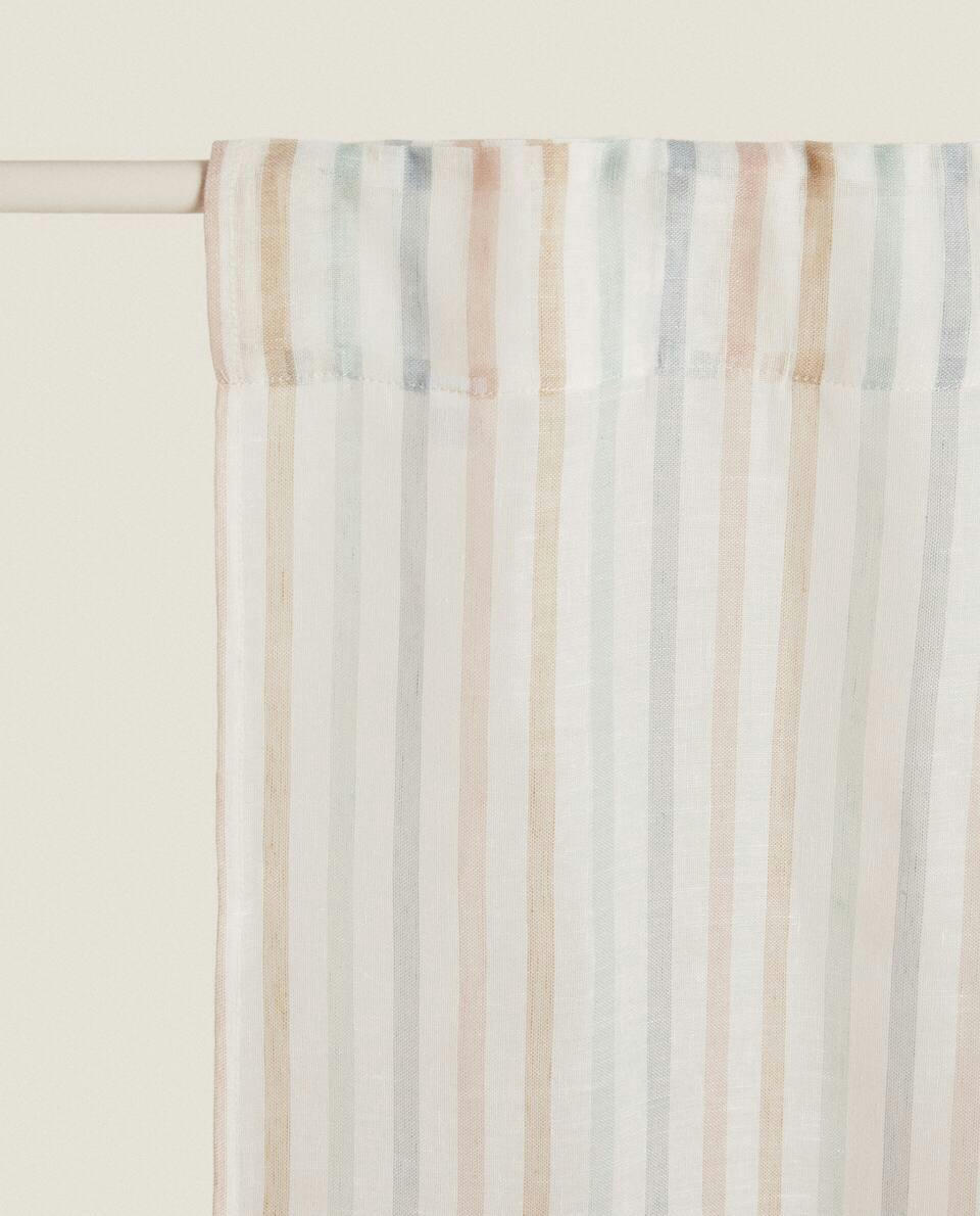MULTICOLOURED STRIPE CURTAIN