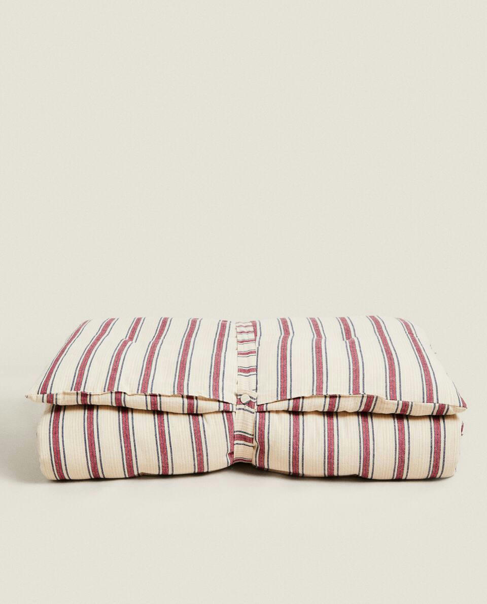 STRIPED CHRISTMAS TOPPER