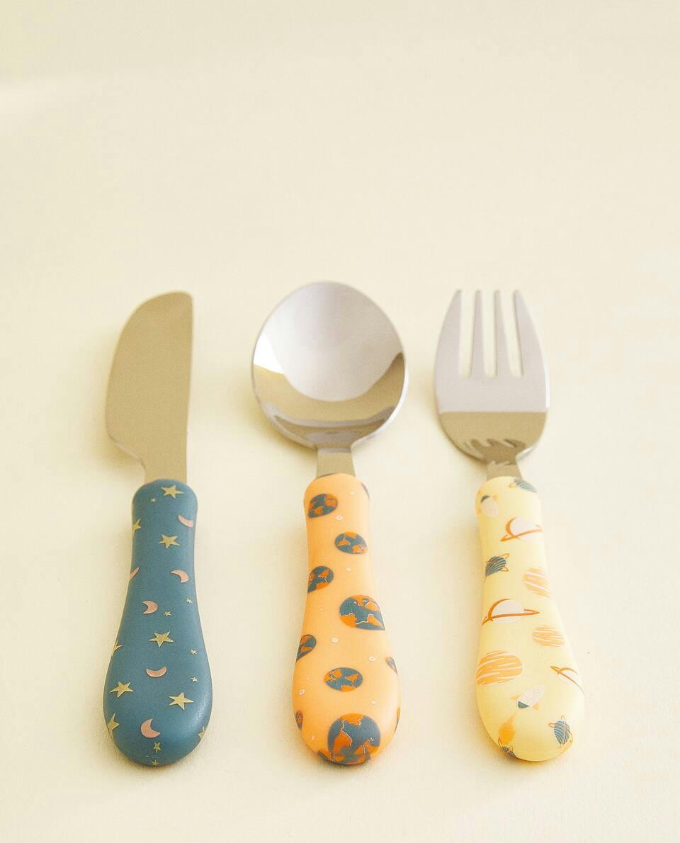 SET OF PLANET CUTLERY