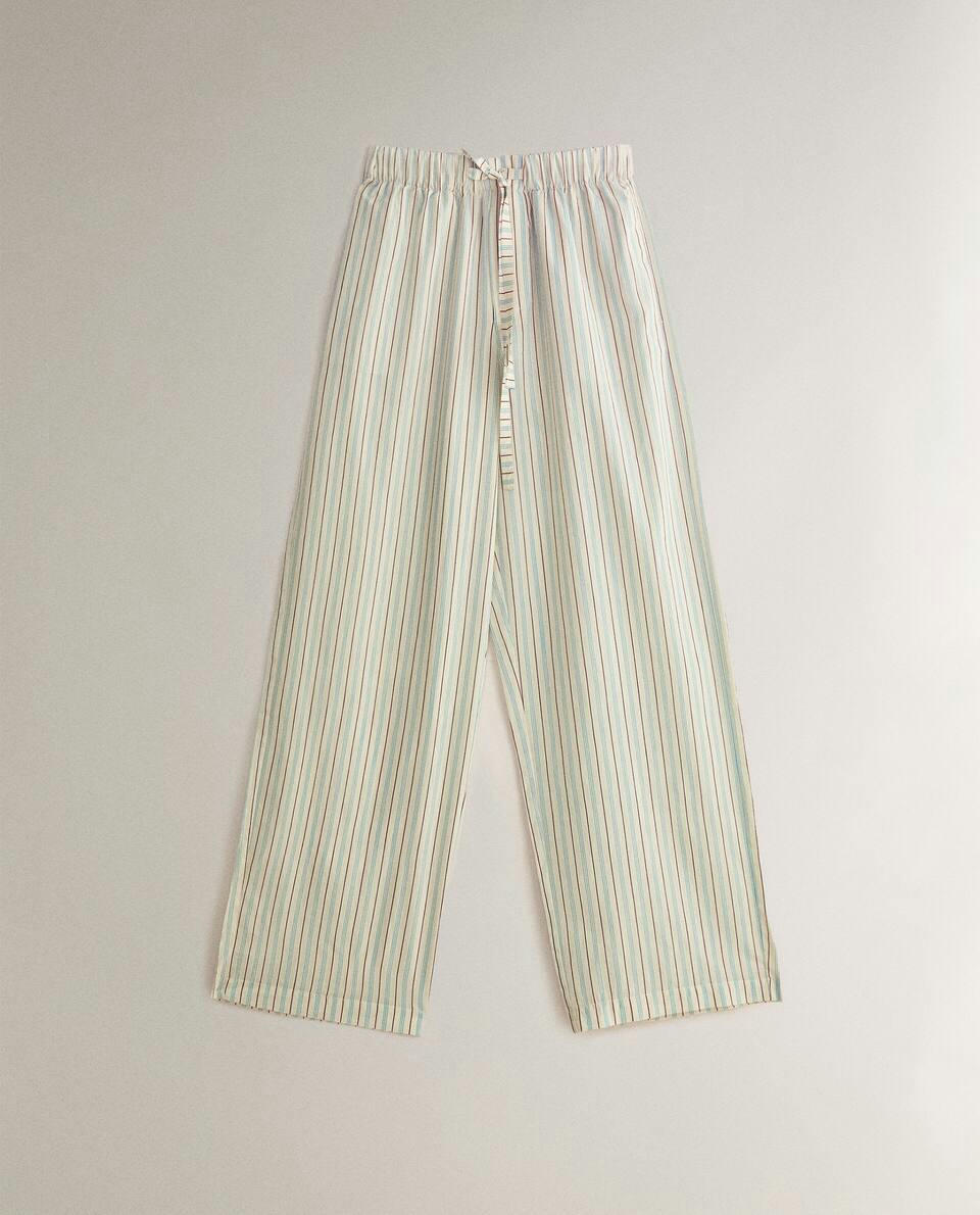 TROUSERS WITH THIN STRIPES