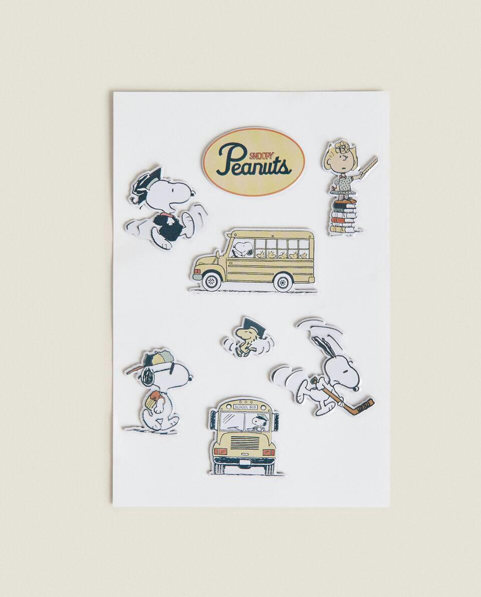 SET OF PEANUTS? STICKERS