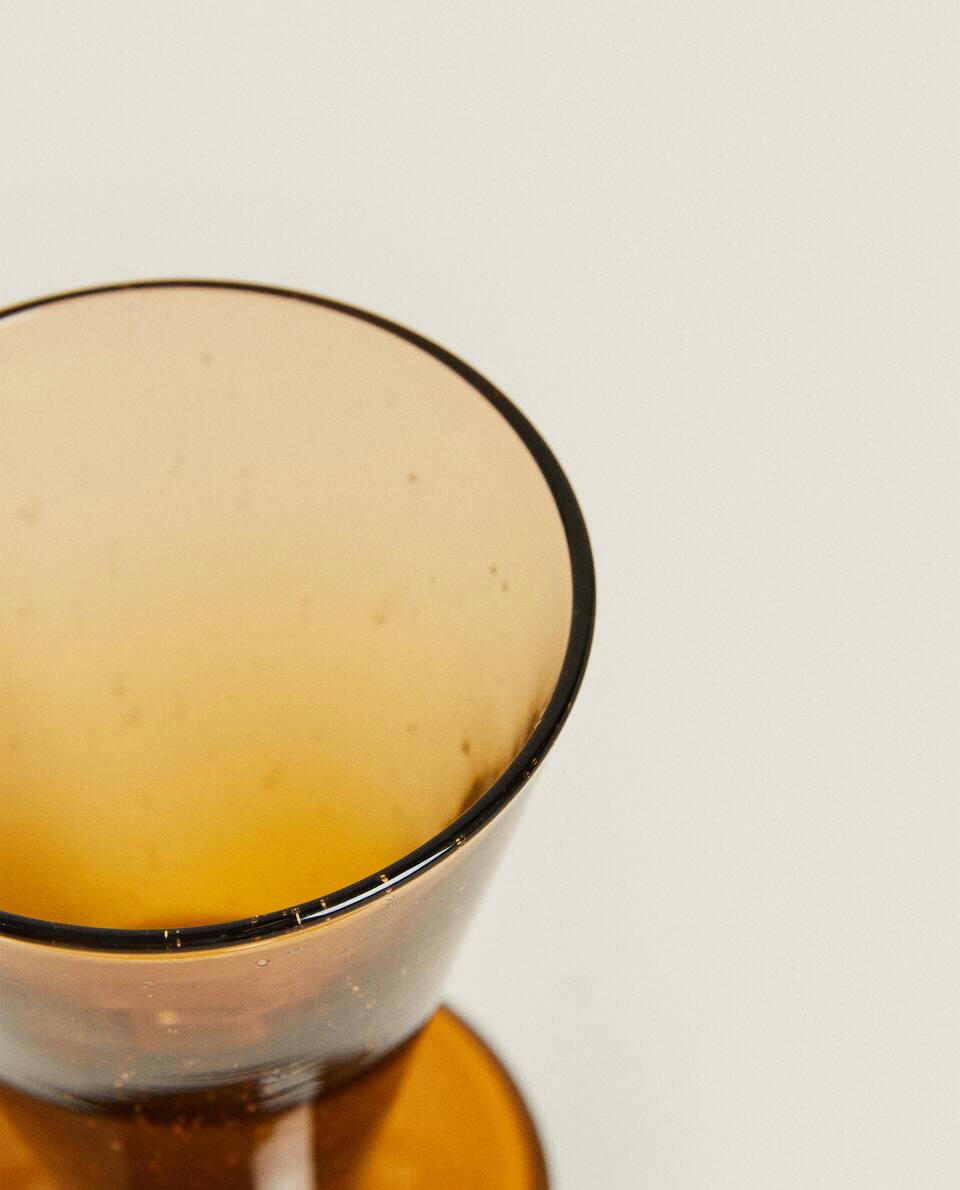 SMALL GLASS WITH BUBBLES