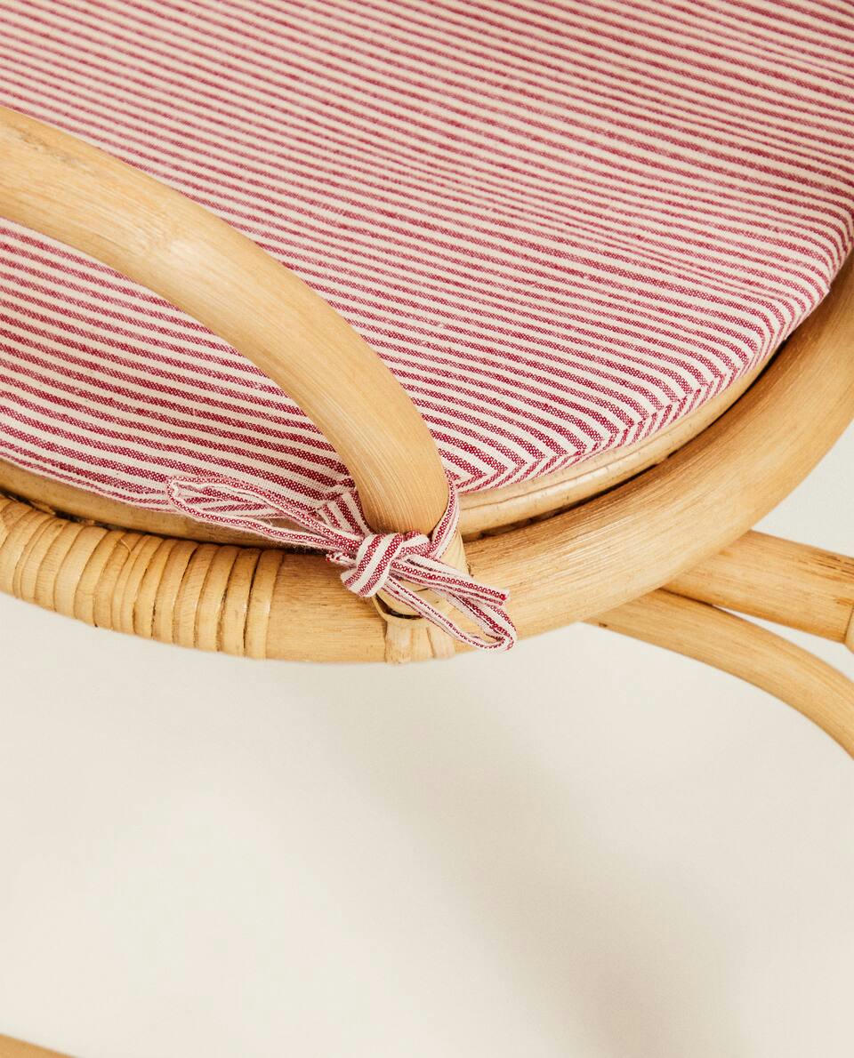 CHILDREN’S CHRISTMAS ROCKING HORSE TOY