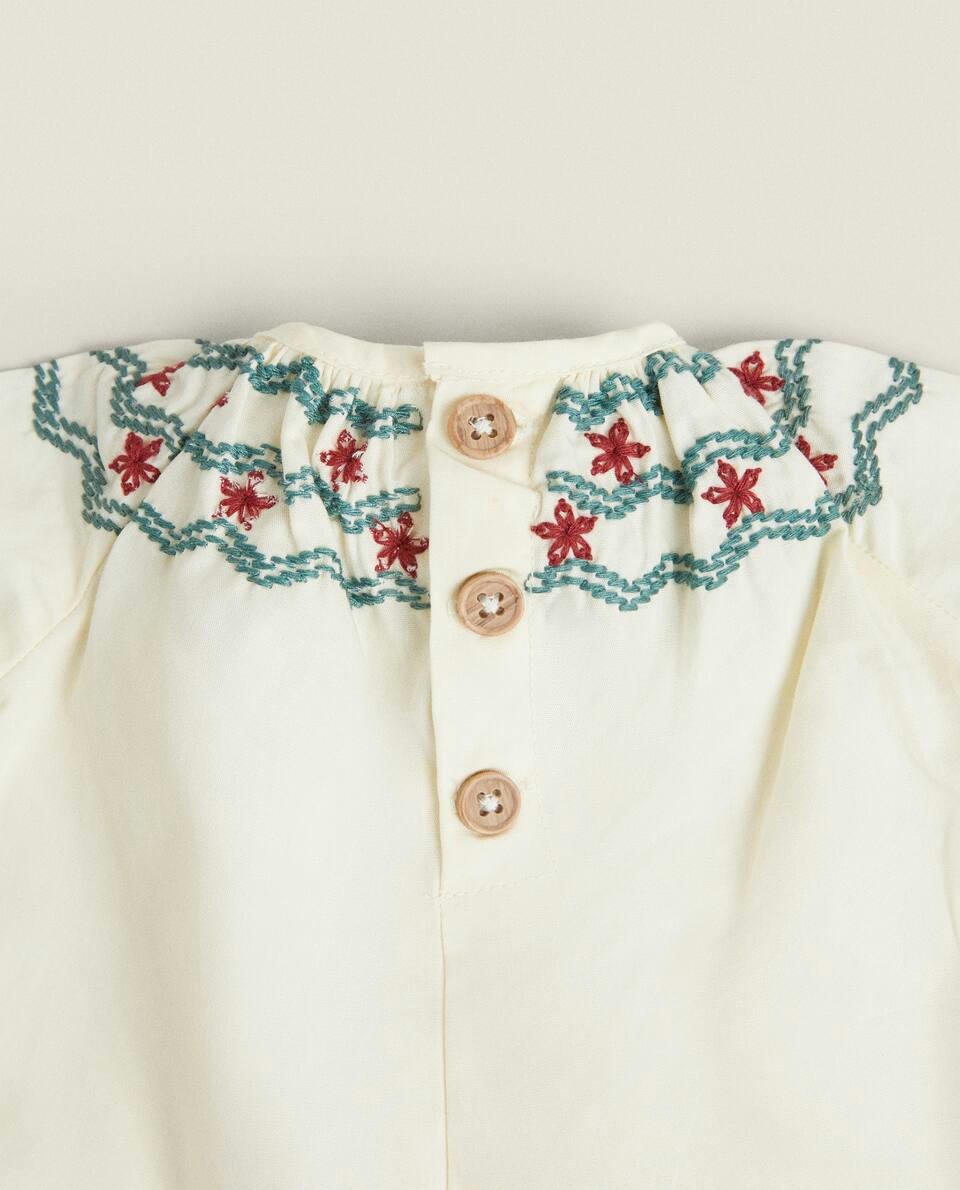 CHILDREN’S CHRISTMAS TOY DOLL SET