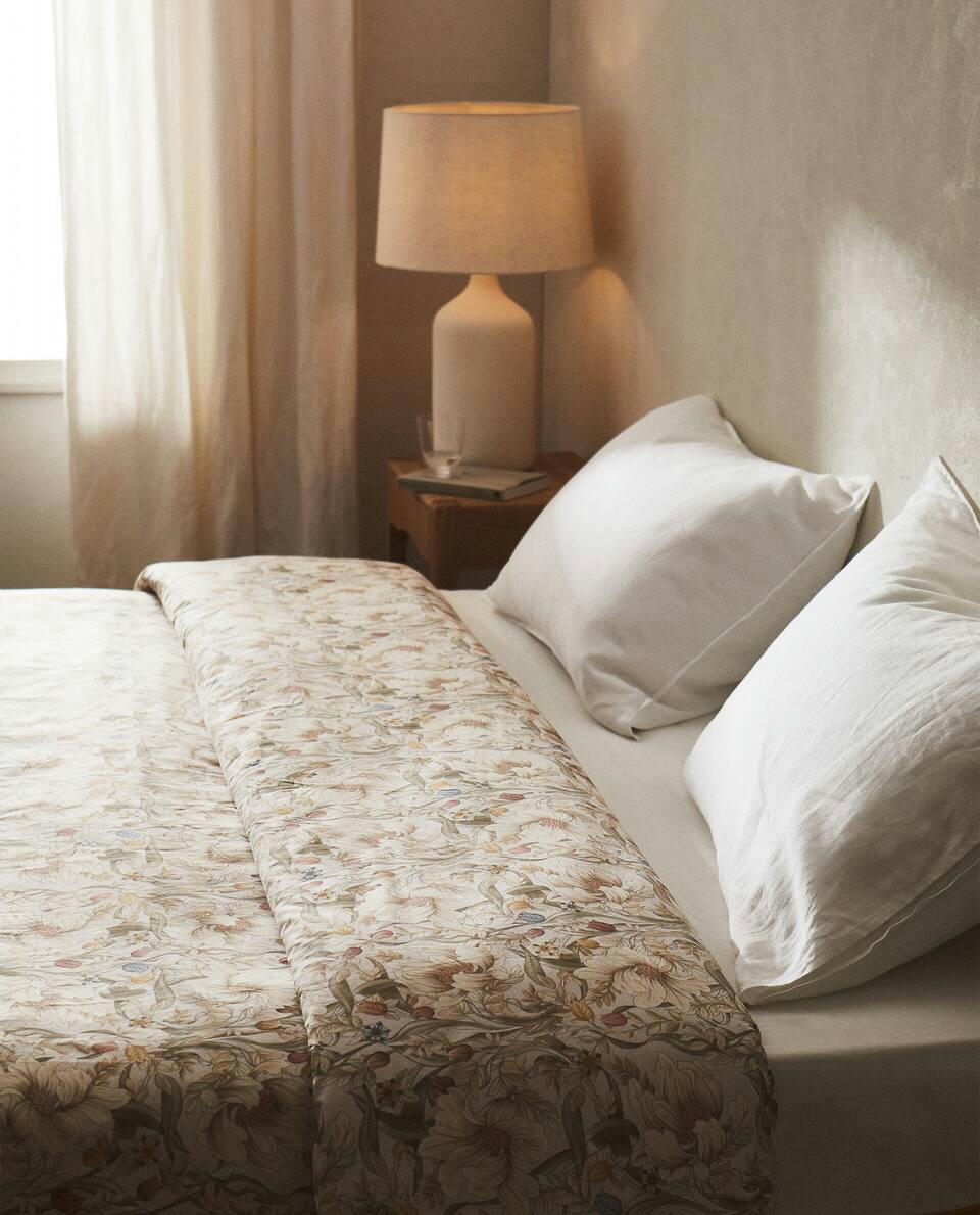 FLORAL PRINT DUVET COVER
