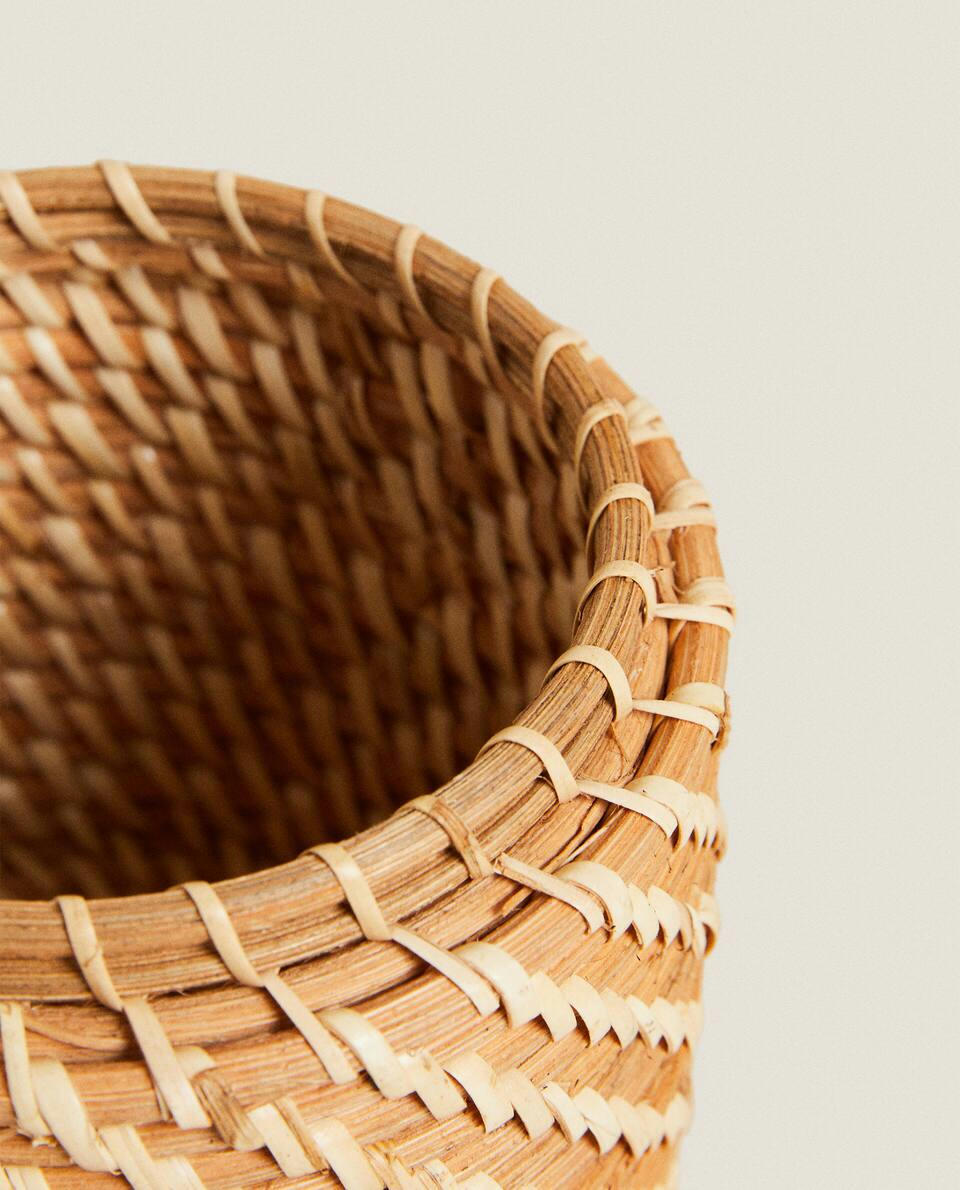 KIDS’ RATTAN HAMPER WITH LID