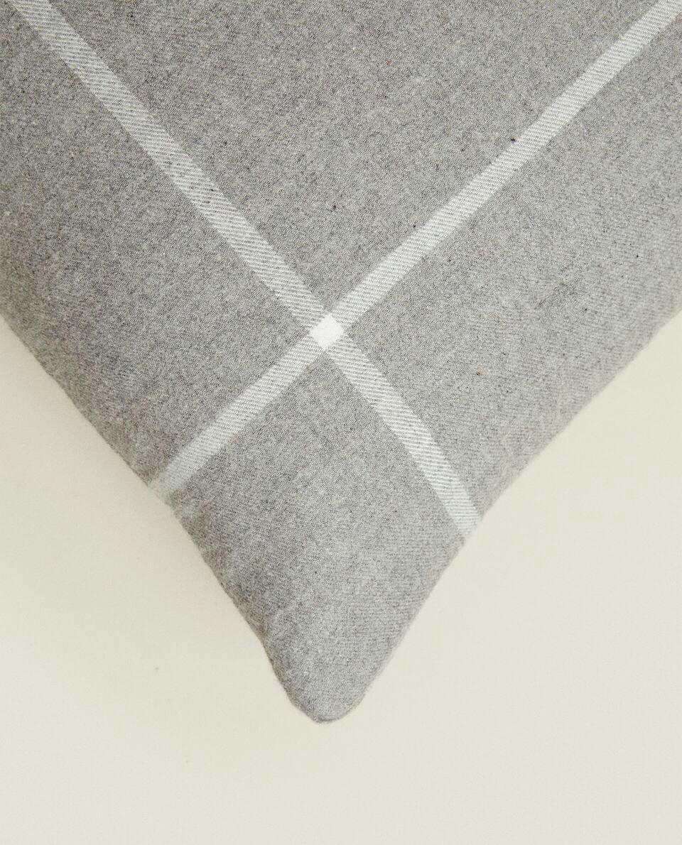 FLANNEL CUSHION COVER