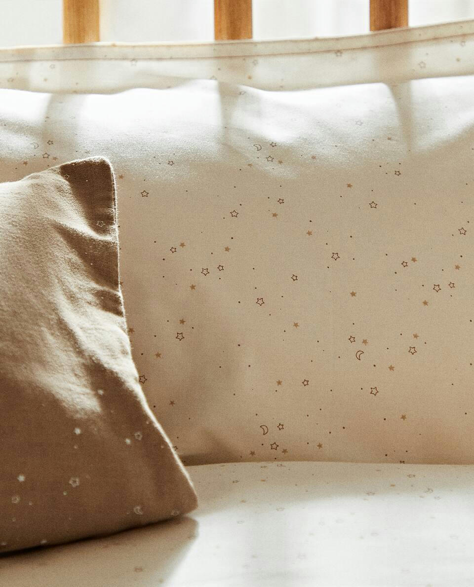 MOONS AND STARS PILLOWCASE