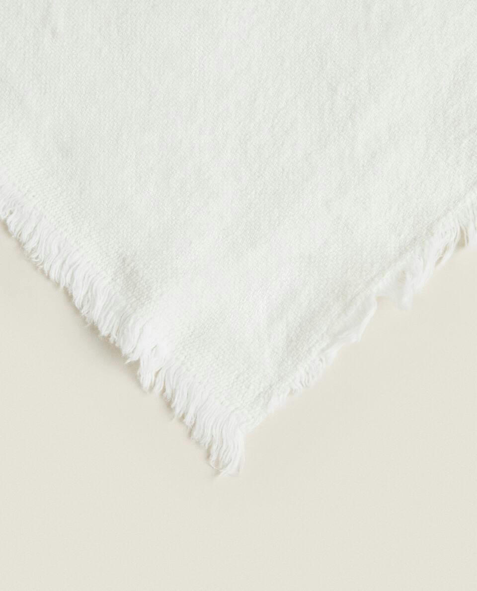 MULTIPURPOSE LINEN BLANKET