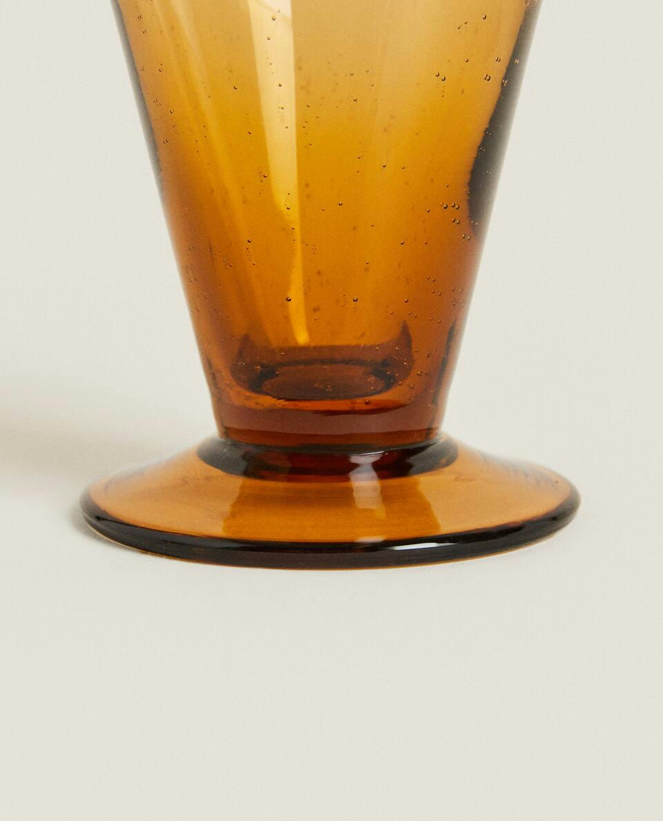SMALL GLASS WITH BUBBLES
