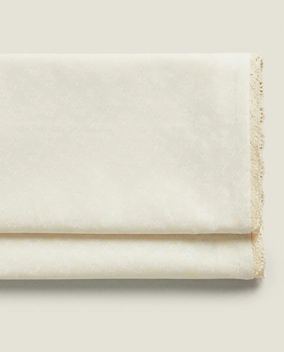 CHILDREN’S DUVET COVER AND PILLOWCASE SET WITH LACE TRIM