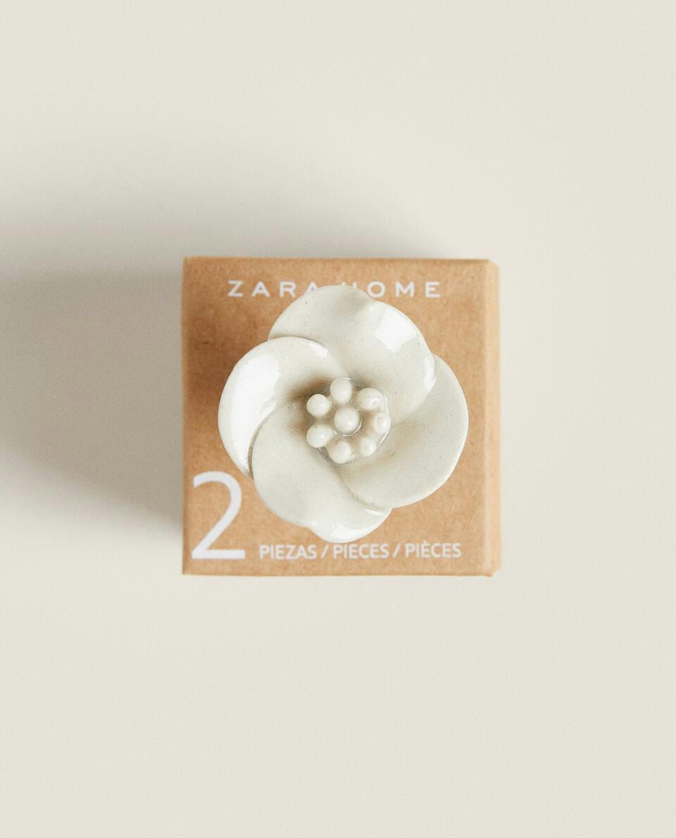 CERAMIC FLOWER DOOR KNOB (PACK OF 2)