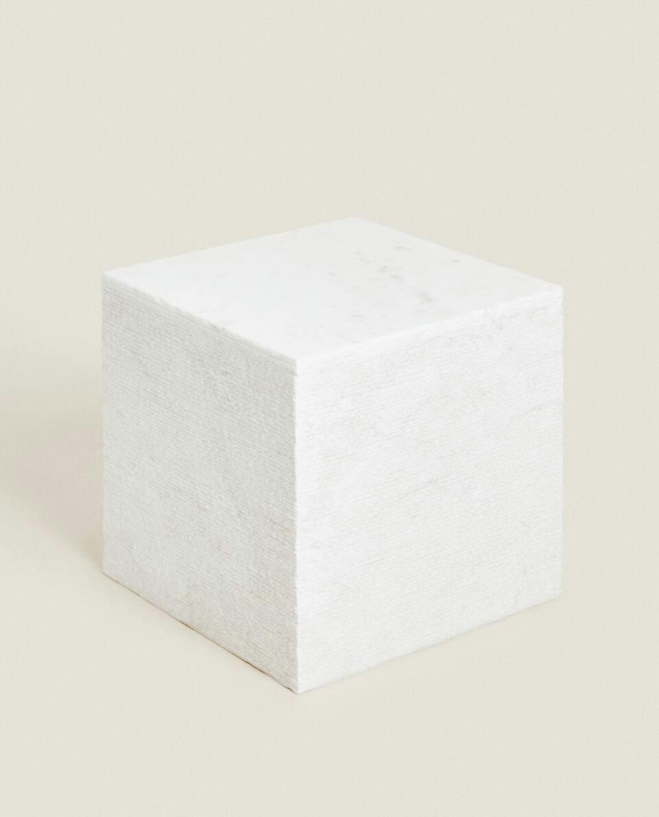 MARBLE CUBE SIDE TABLE X STUDIO NICHOLSON