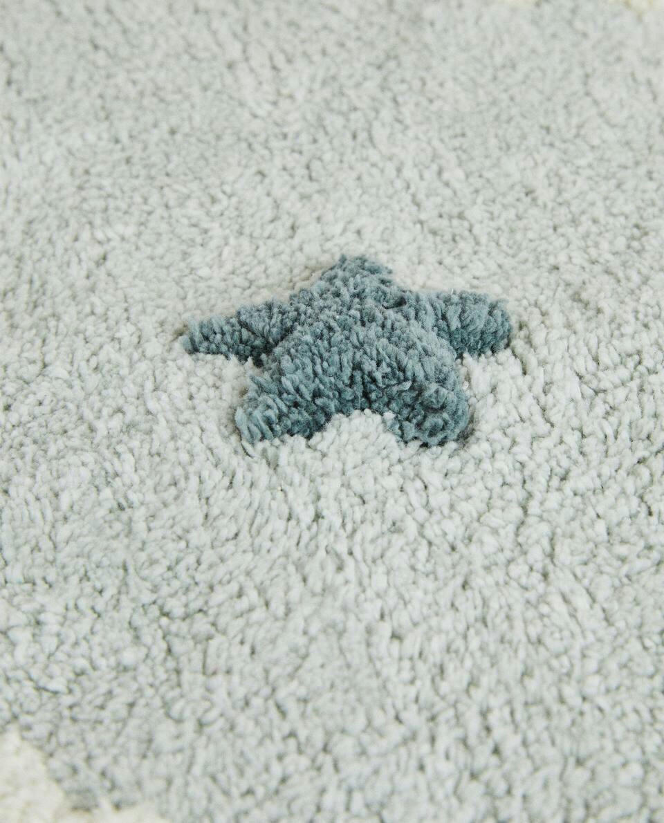 CHILDREN'S BATH MAT WITH POM-POM STARS