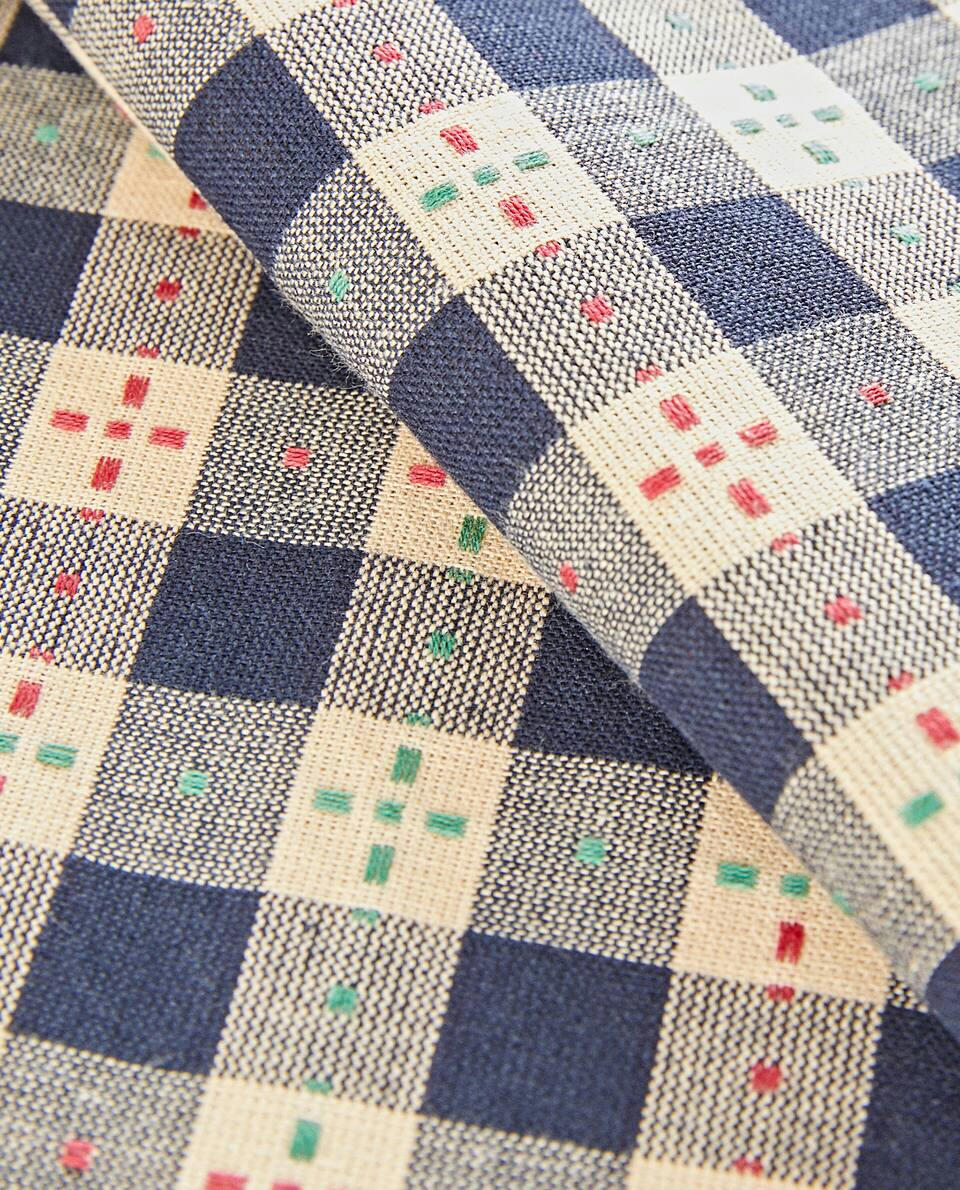 CHRISTMAS CHECK TABLECLOTH