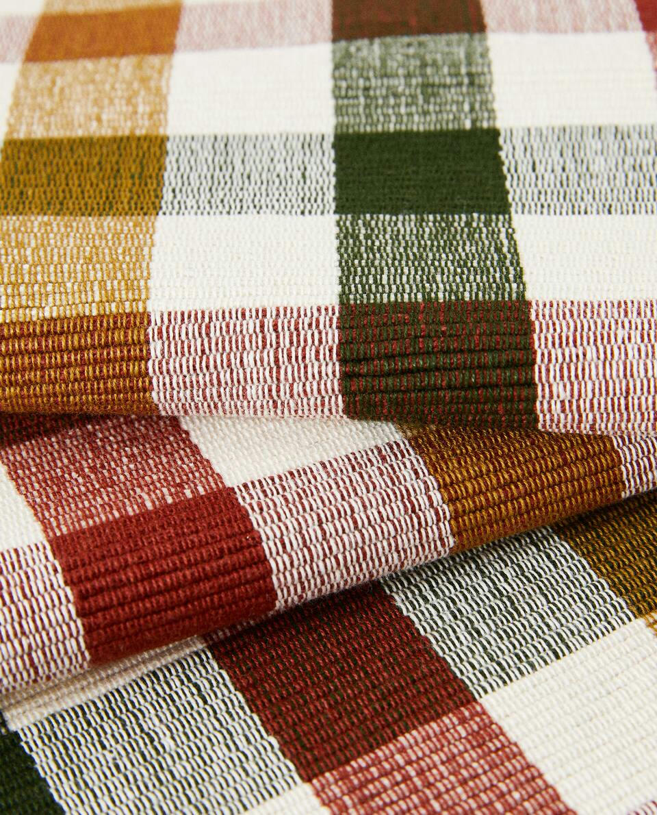 COTTON NEEDLECORD TABLE RUNNER