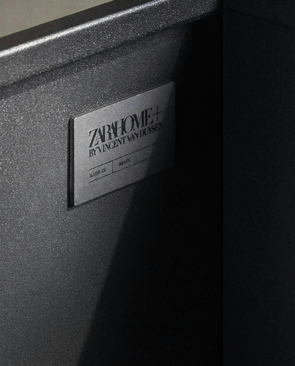 FURNITURE | ACCESSORIES 01