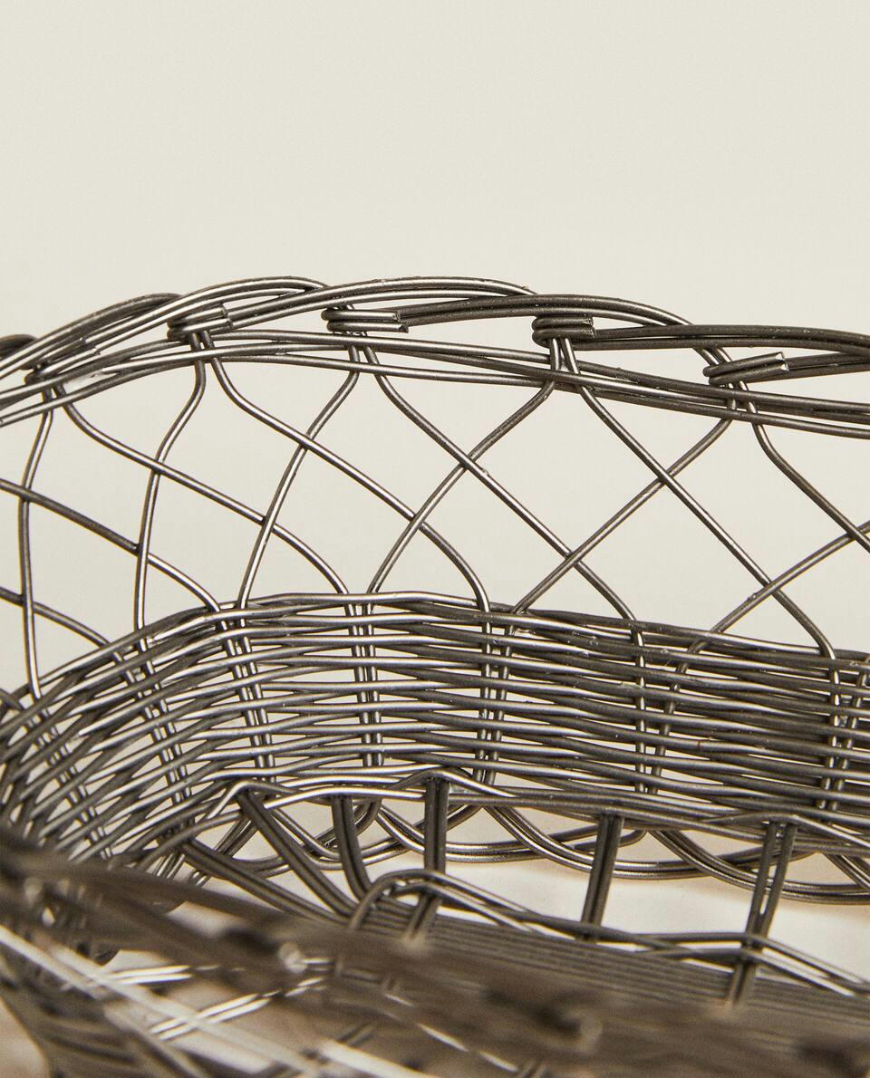 OVAL METAL BASKET