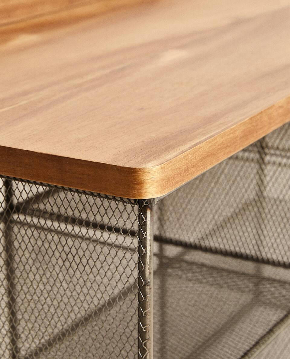 METAL AND WOOD BENCH