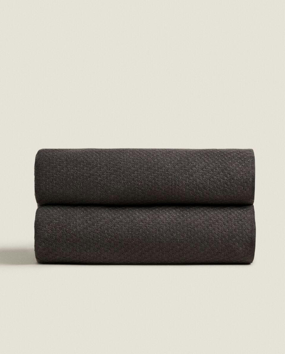 TEXTURED CHECK BLANKET