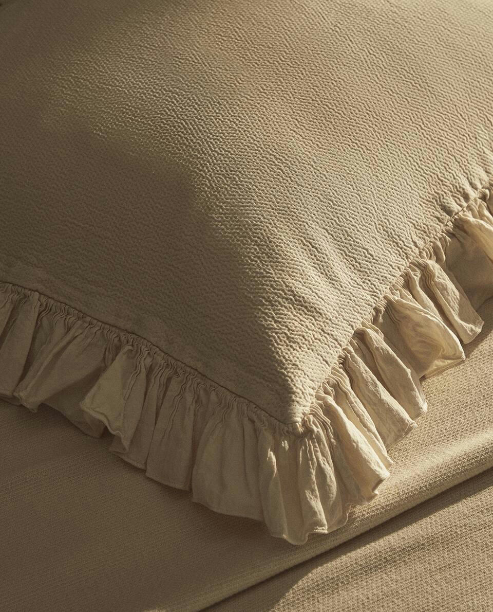 CUSHION COVER WITH PLEATED RUFFLE